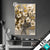 Led Glasbild Goldene Bluetenpoesie Hochformat Produktvorschau